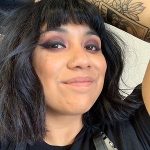 Meet your Posher, Noemi